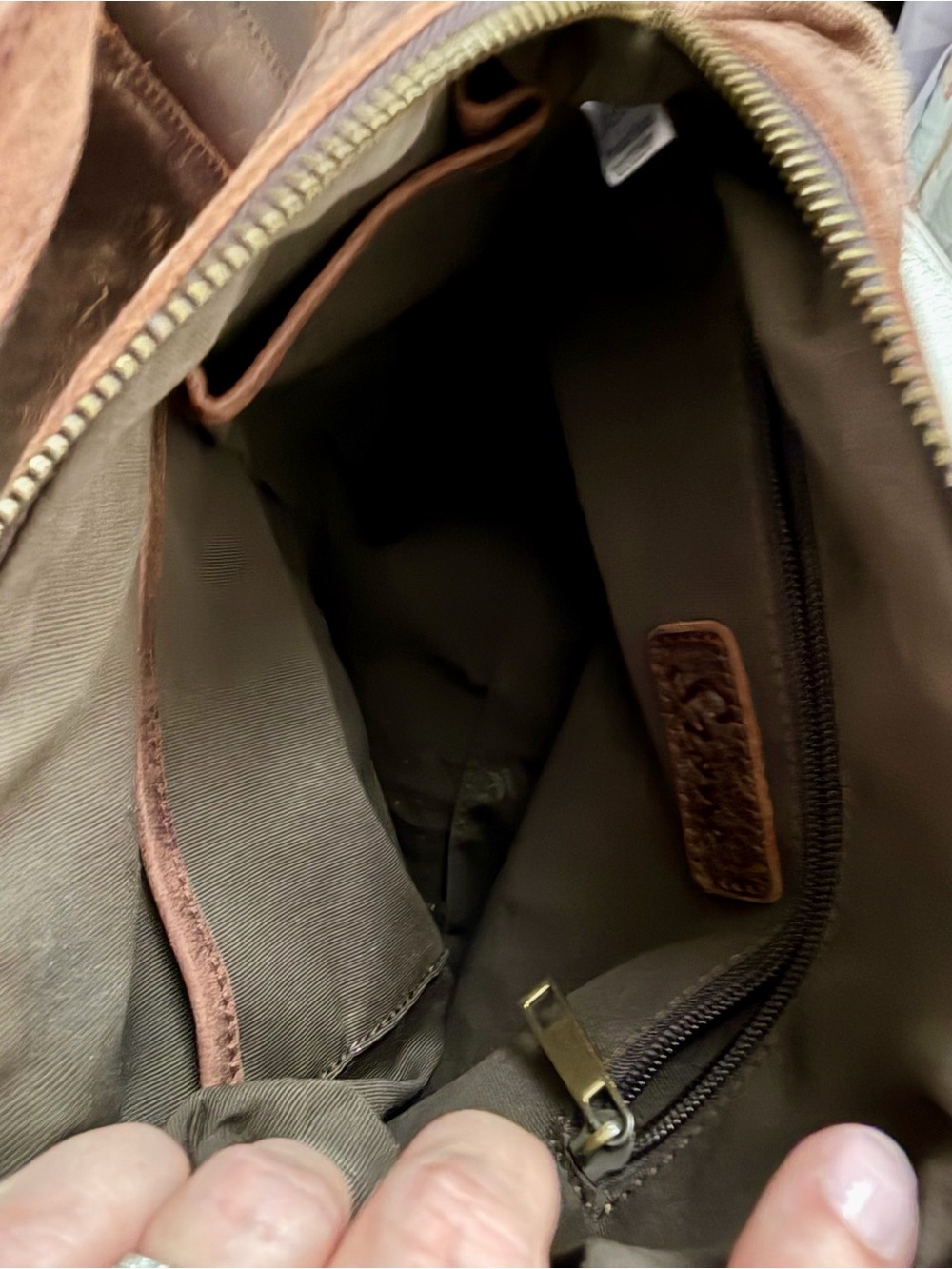 Brown Leather Bucket Shoulder Bag - Picture 4 of 7